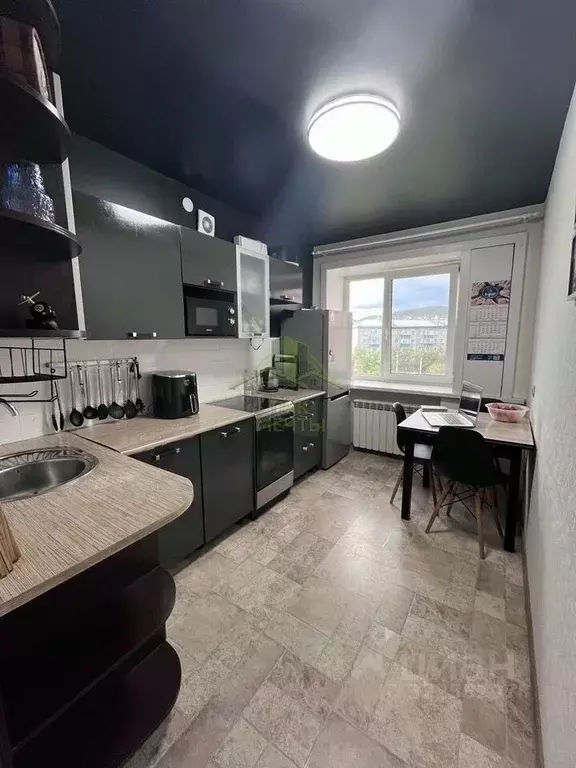 2-к кв. Бурятия, Улан-Удэ ул. Лимонова, 10 (47.0 м) - Фото 1