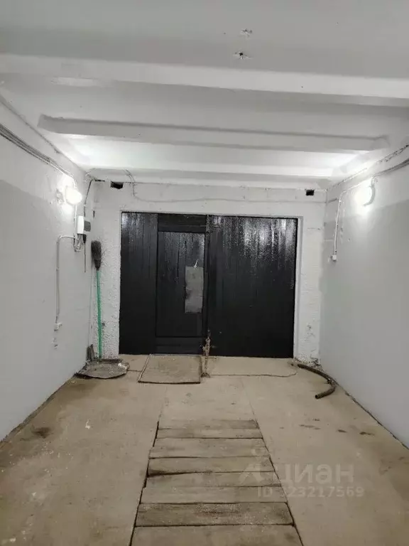 Гараж в Красноярский край, Красноярск Саянская ул., 20А/4с15 (20 м) - Фото 1