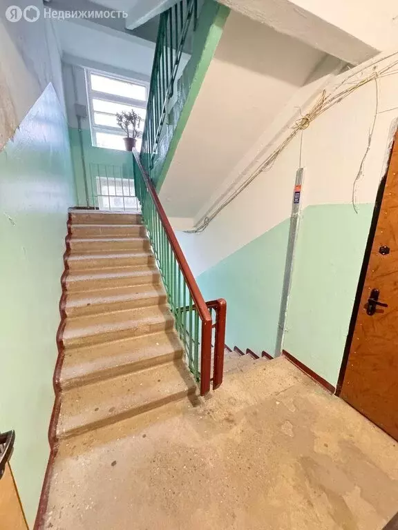 2-комнатная квартира: Кольчугино, улица 50 лет Октября, 11 (41.1 м) - Фото 1