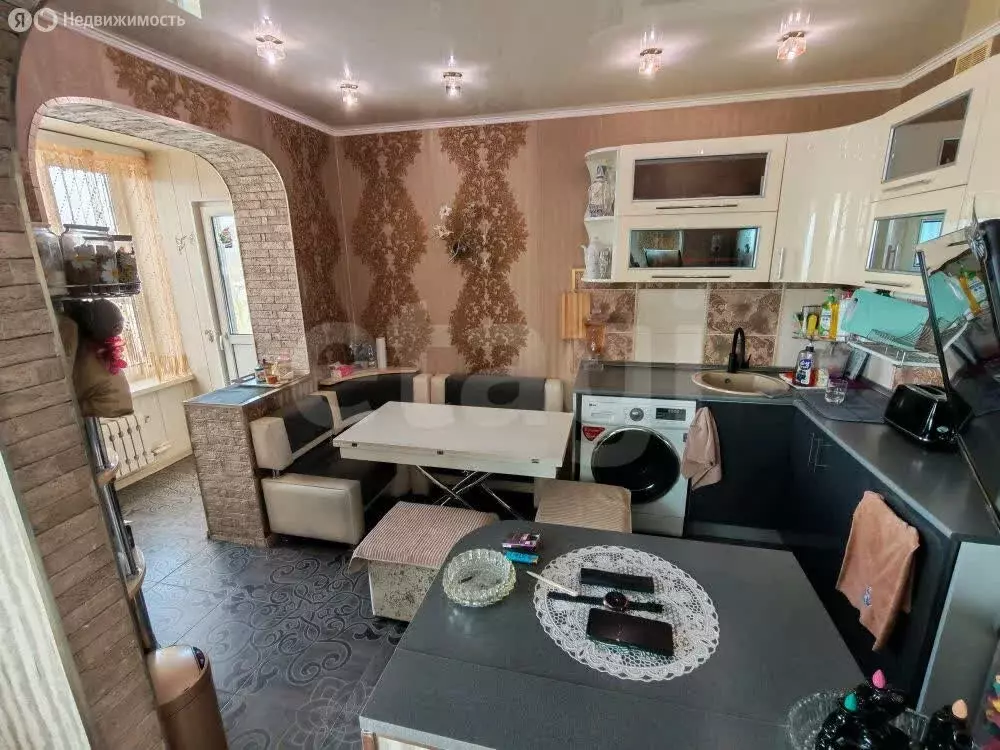 3-комнатная квартира: посёлок Пионерский, улица Бонивура, 10 (60.9 м) - Фото 2