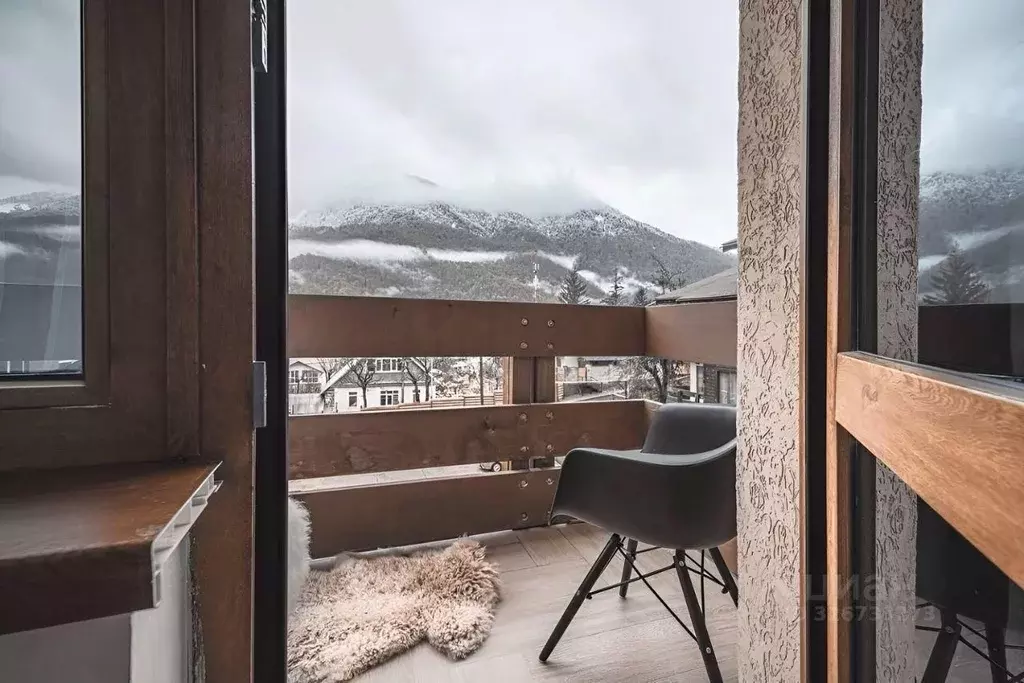 2-к кв. Краснодарский край, Сочи Красная Поляна пгт, ул. Пчеловодов, ... - Фото 1