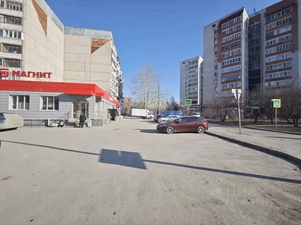 Помещение свободного назначения в Тюменская область, Тюмень ул. ... - Фото 2