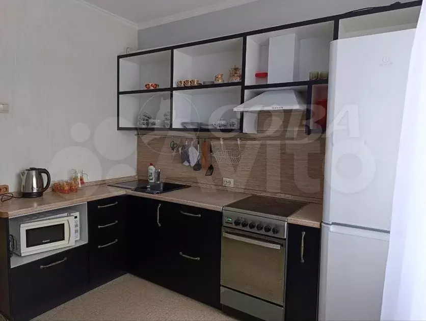1-к. квартира, 42 м, 6/10 эт. - Фото 0