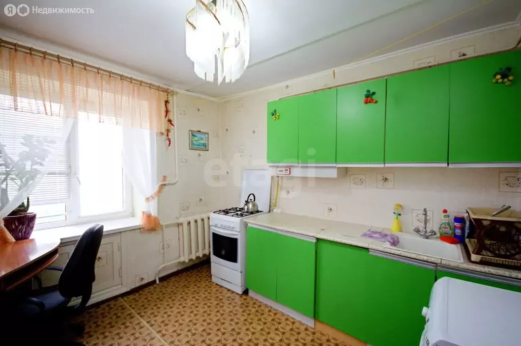 1-комнатная квартира: Ялуторовск, улица Революции, 133 (38 м) - Фото 2