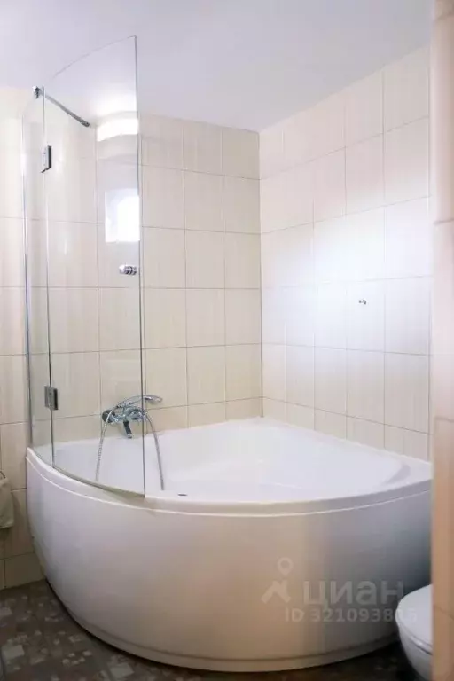 Комната Ростовская область, Таганрог Энергетическая ул., 125 (28.0 м) - Фото 1