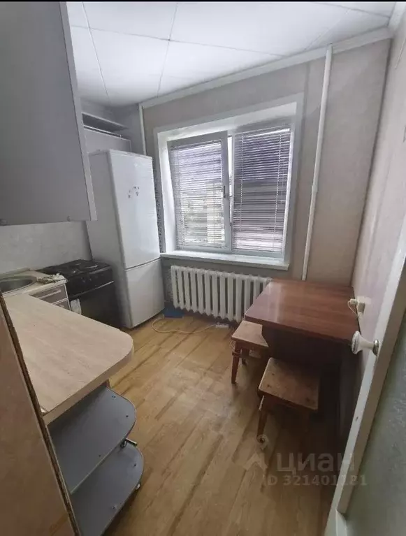 2-к кв. Красноярский край, Красноярск Парашютная ул., 78а (40.0 м) - Фото 0