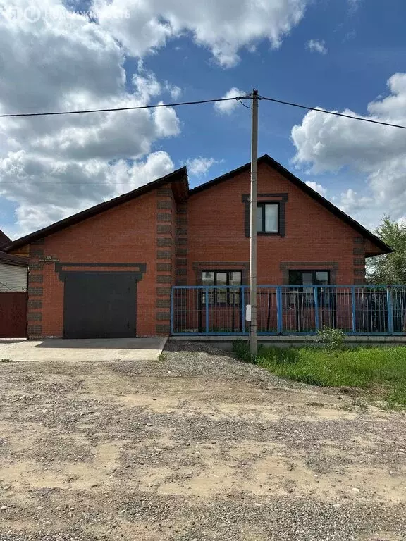 Дом в Минусинск, улица Веры Баландиной, 69 (192.3 м) - Фото 0