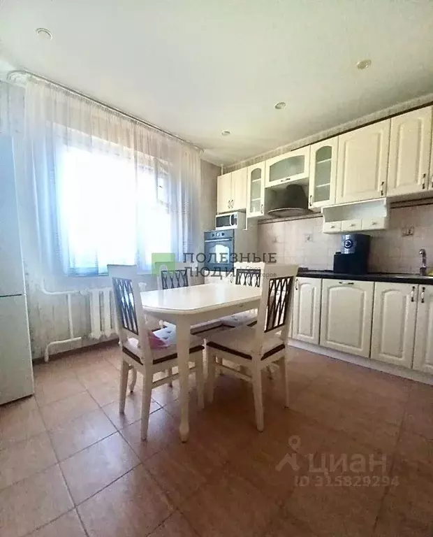 2-к кв. Орловская область, Орел Раздольная ул., 37 (61.0 м) - Фото 0