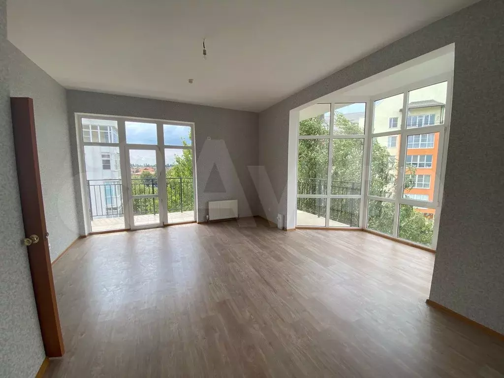 2-к. квартира, 70 м, 4/6 эт. - Фото 0