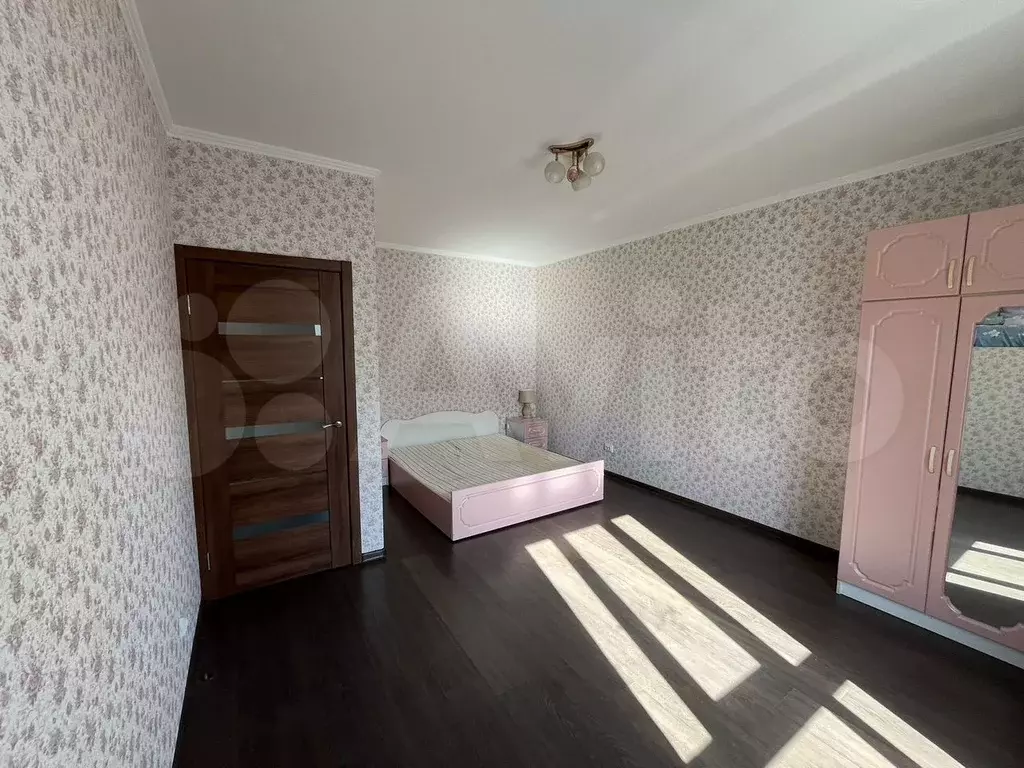1-к. квартира, 42,2 м, 6/10 эт. - Фото 0