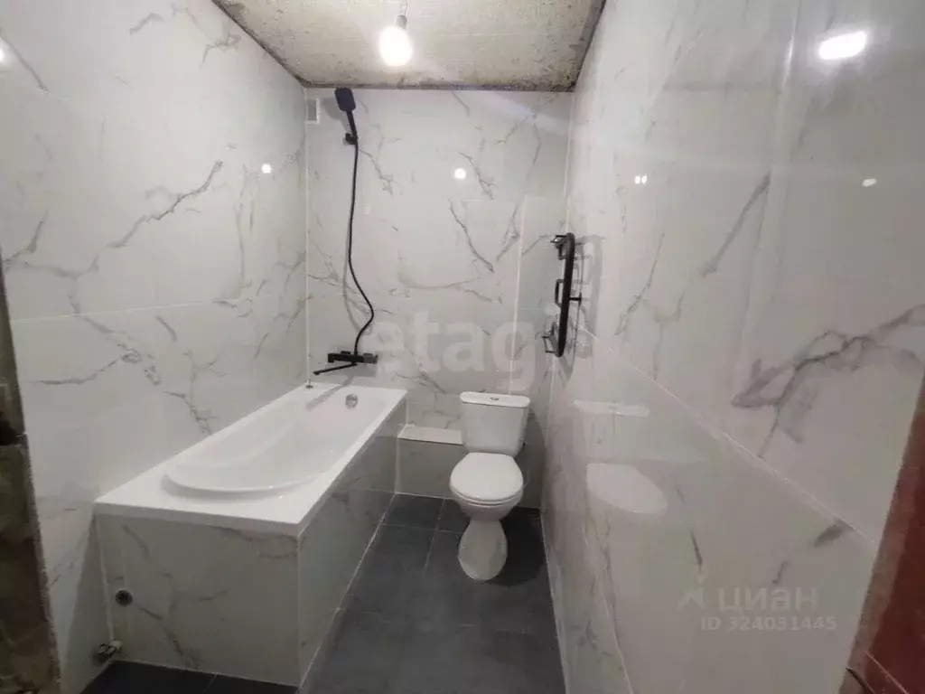 2-к кв. Липецкая область, Липецк ул. Космонавтов, 25/3 (41.3 м) - Фото 1