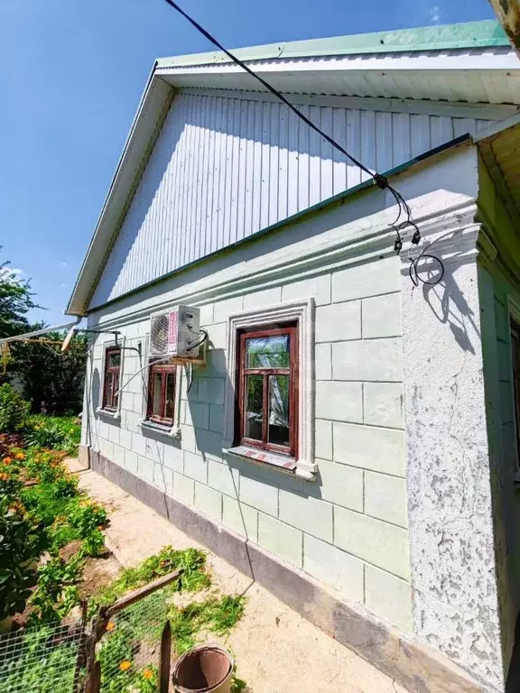 Дом в Краснодарский край, Темрюкский район, Фонталовское с/пос, пос. ... - Фото 1