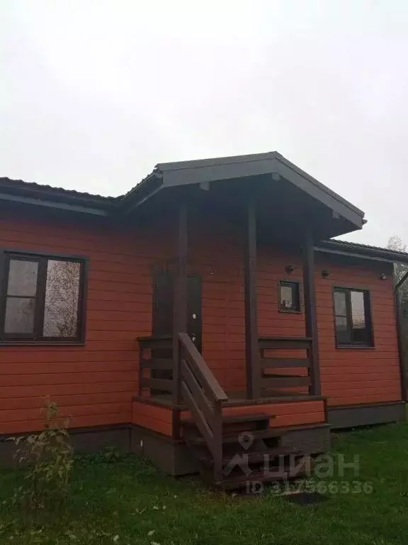 Дом в Новгородская область, Новгородский район, Ракомское с/пос, д. ... - Фото 2