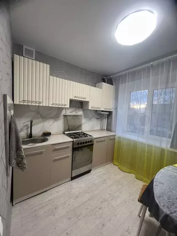 2-к. квартира, 46 м, 4/4 эт. - Фото 0