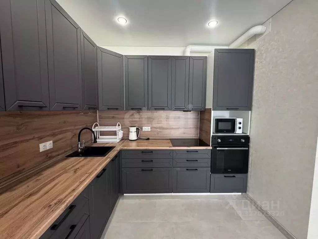 1-к кв. Тюменская область, Тюмень ул. Пожарных и Спасателей, 14 (42.0 ... - Фото 1