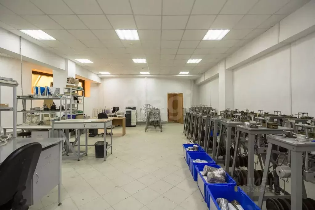 Помещение свободного назначения в Тюменская область, Тюмень ул. Клары ... - Фото 1