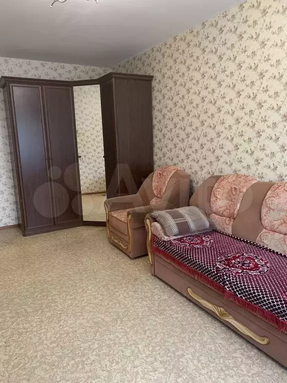 1-к. квартира, 38 м, 4/10 эт. - Фото 1