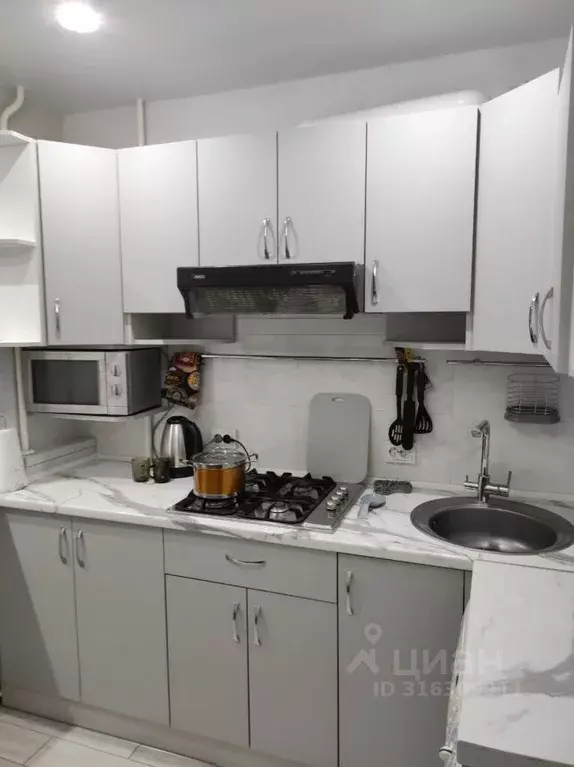 2-к кв. Калининградская область, Калининград Угловая ул., 15 (60.0 м) - Фото 2