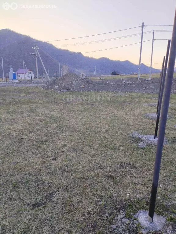 Участок в село Чемал, улица В.П. Труфанова (12 м) - Фото 1