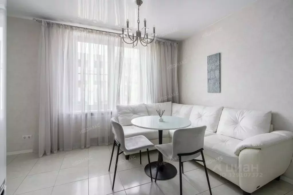2-к кв. Санкт-Петербург Кременчугская ул., 17к3 (45.0 м) - Фото 1