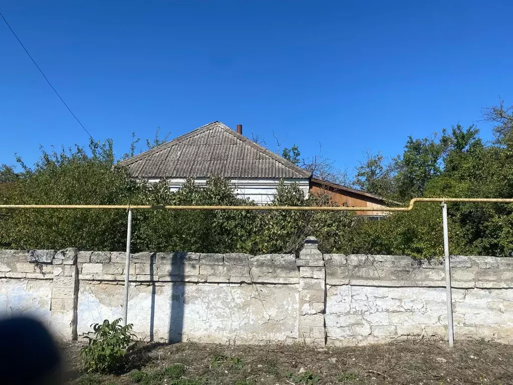 Дом в Крым, Ленинский район, Багерово пгт ул. Центральная (77 м) - Фото 1