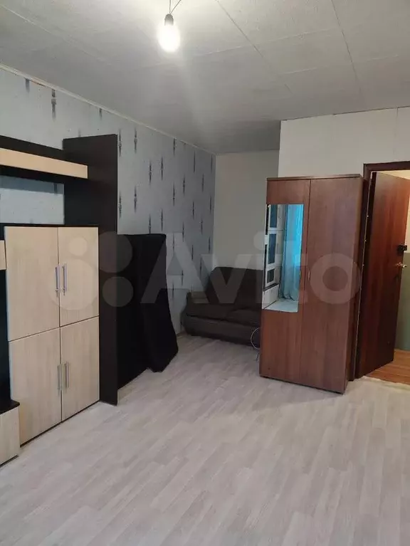 Комната 18 м в 3-к., 4/9 эт. - Фото 0