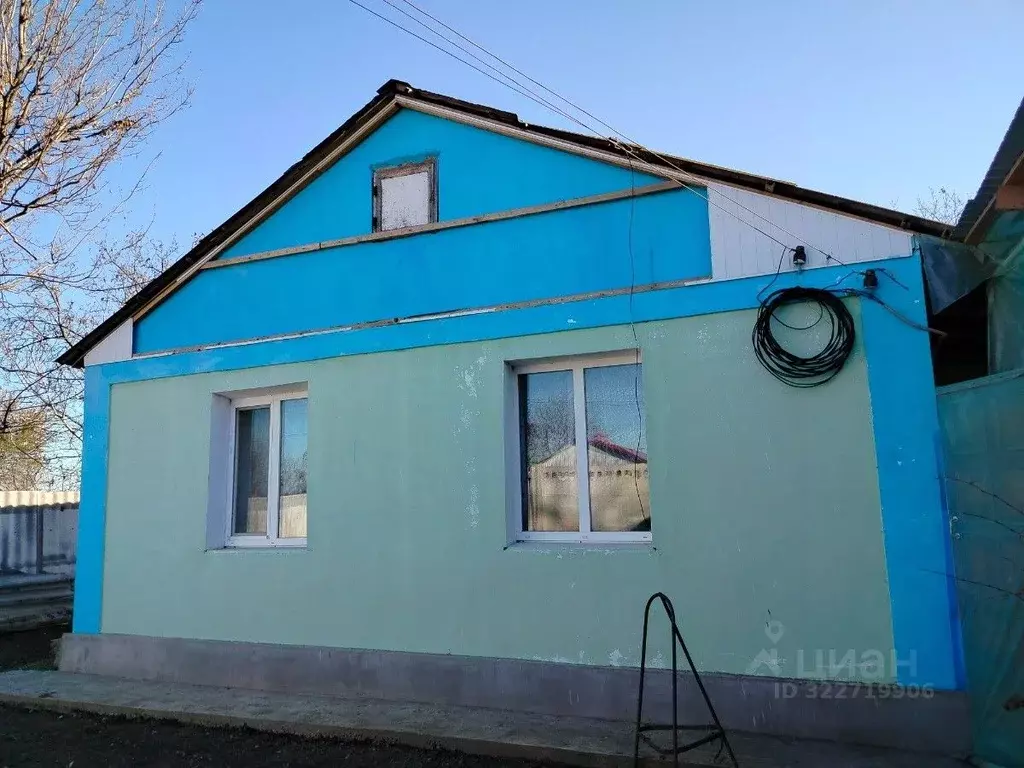 Дом в Крым, Джанкойский район, Майское с/пос, с. Полевое ул. Ленина, ... - Фото 1