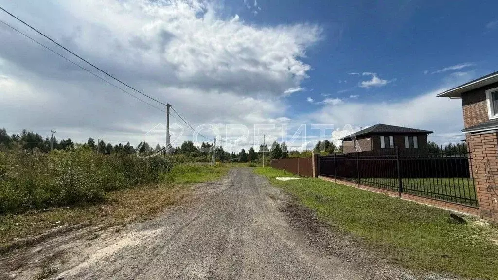 Участок в Тюменская область, Тюмень Зеленые Аллеи жилой квартал,  ... - Фото 1