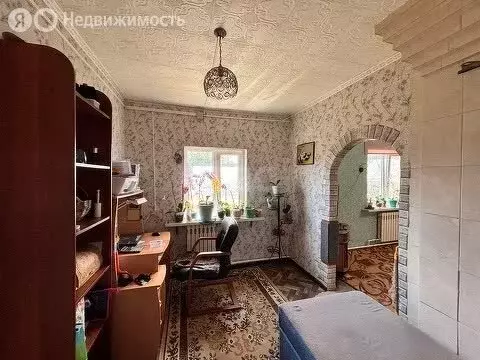 Дом в Хабаровский край, рабочий посёлок Ванино, улица Мичурина (64.2 ... - Фото 1