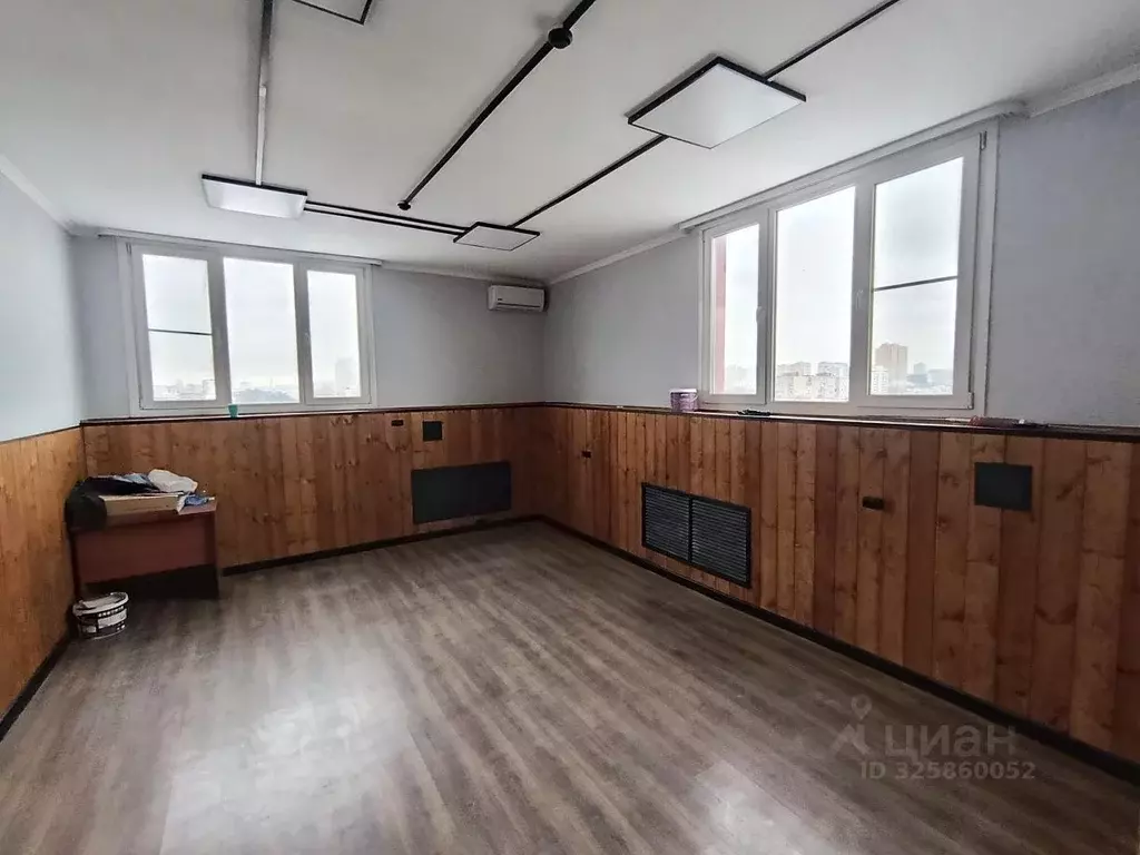 Офис в Краснодарский край, Краснодар Красная ул., 113 (24 м) - Фото 1