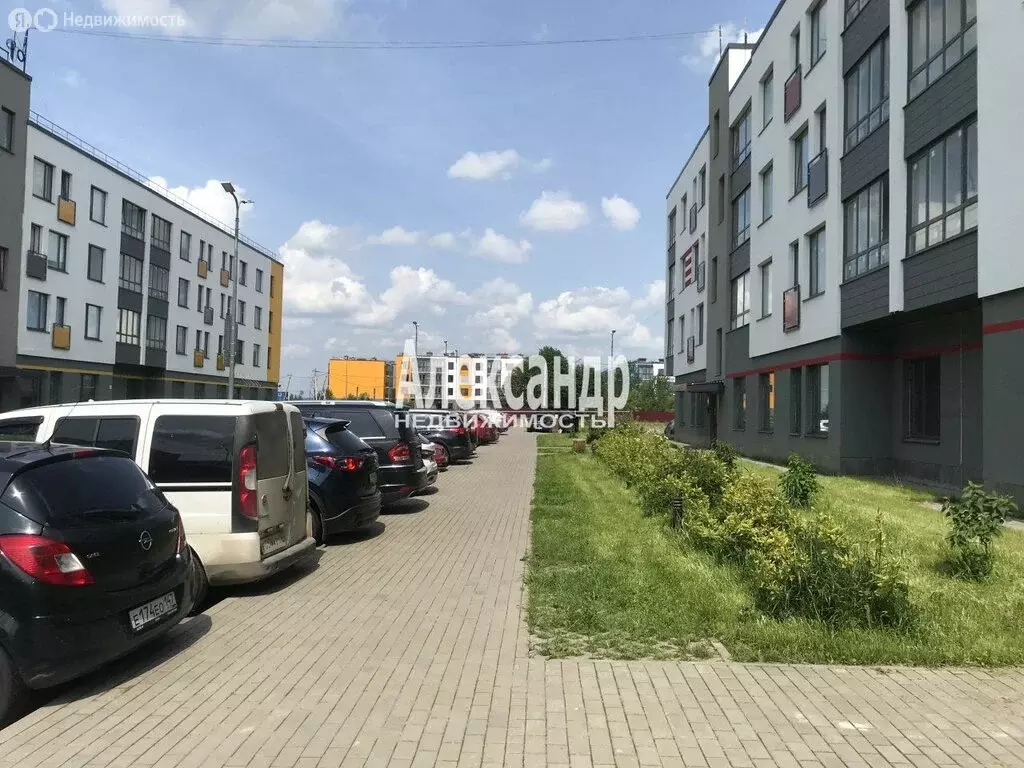 1-комнатная квартира: Малое Верево, улица Кутышева, 9к2 (37.1 м) - Фото 0