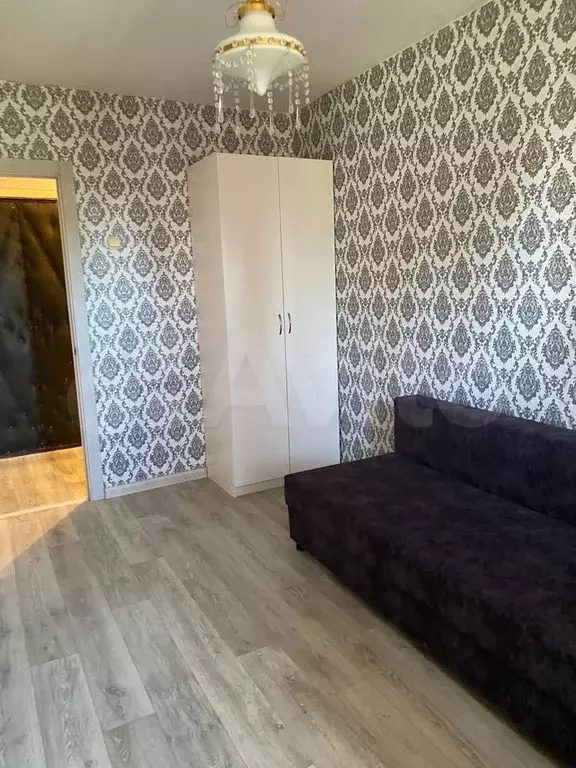 2-к. квартира, 60 м, 4/10 эт. - Фото 0