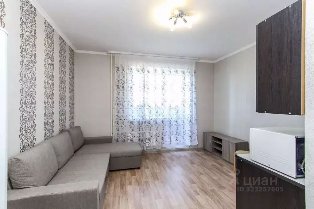 Студия Тюменская область, Тюмень ул. Верхнетарманская, 5 (23.0 м) - Фото 1