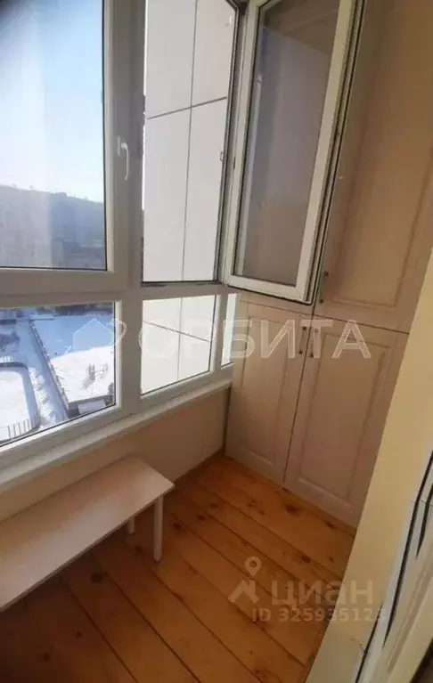 2-к кв. Тюменская область, Тюмень ул. Николая Зелинского, 19 (62.3 м) - Фото 2