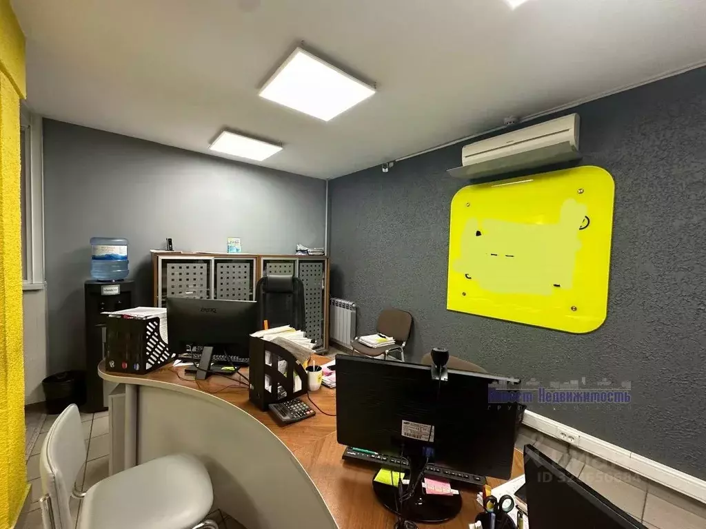 Офис в Алтайский край, Барнаул Молодежная ул., 44 (88 м) - Фото 2