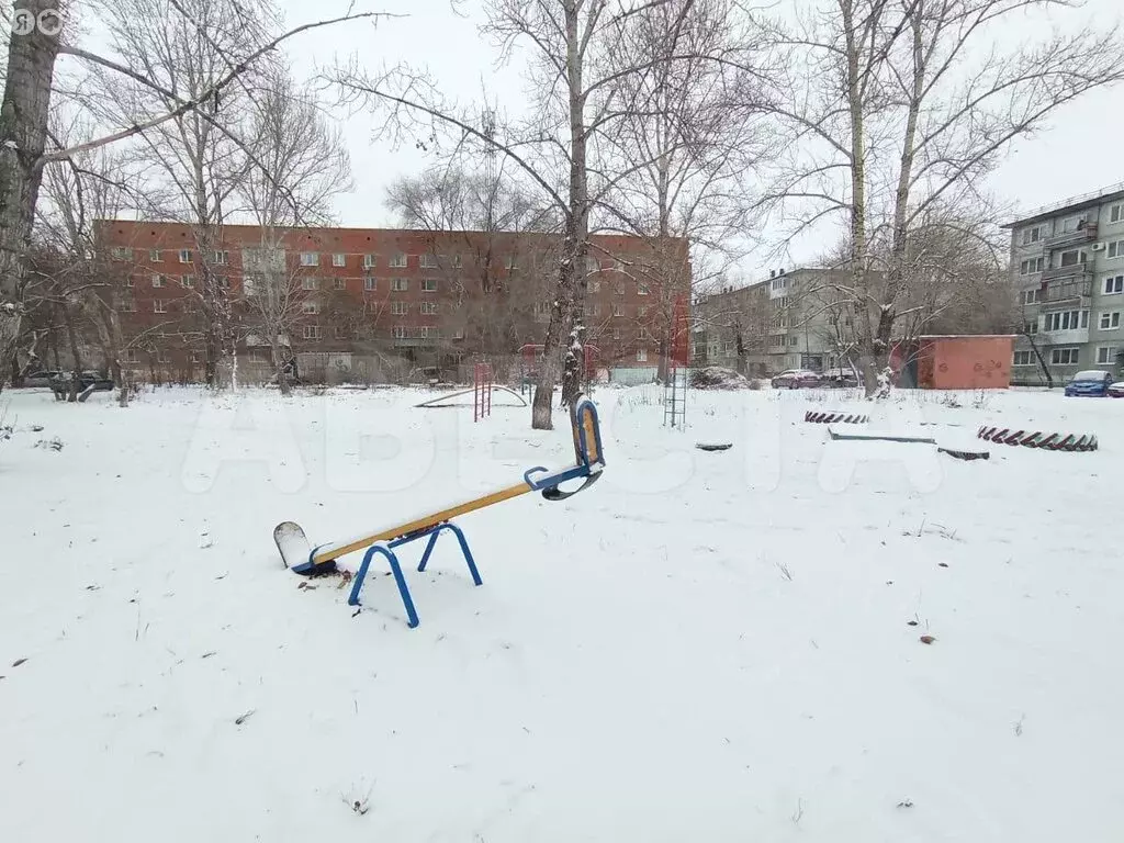 3-комнатная квартира: Омск, улица Декабристов, 137А (58.3 м) - Фото 2