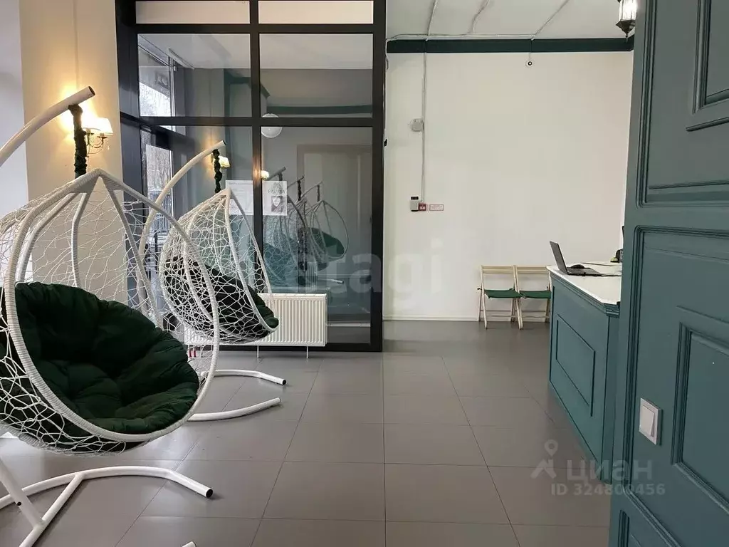 Торговая площадь в Пермский край, Пермь ул. Карпинского, 50 (88 м) - Фото 1