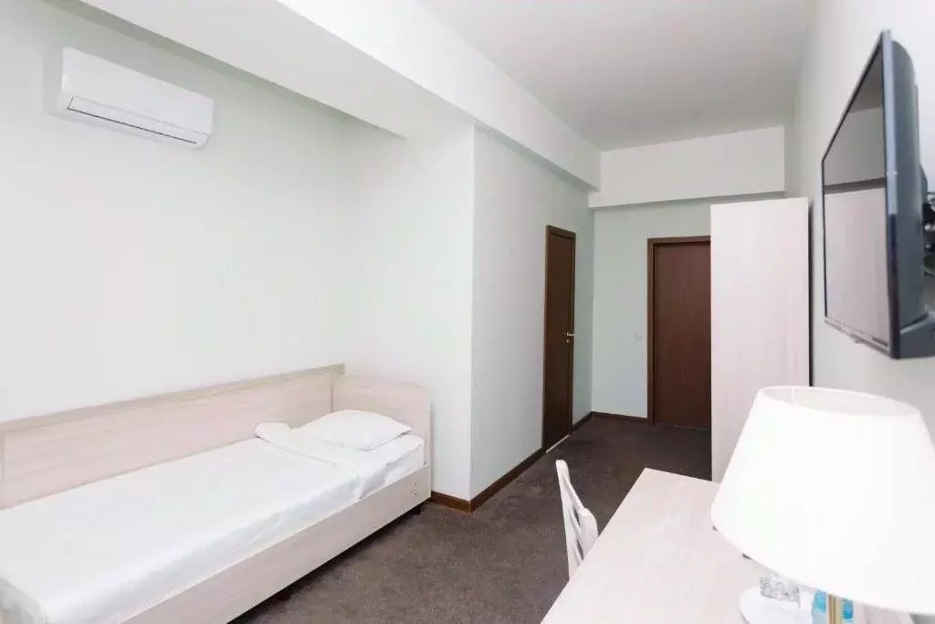 Комната Тыва, Кызыл Интернациональная ул., 12 (12.0 м) - Фото 1