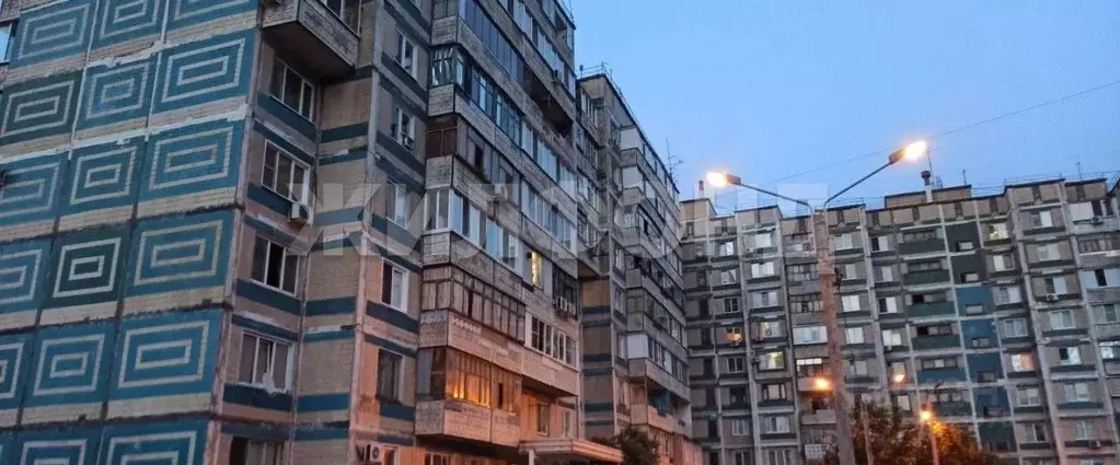 3-к кв. Белгородская область, Белгород Первомайская ул., 11 (59.0 м) - Фото 0