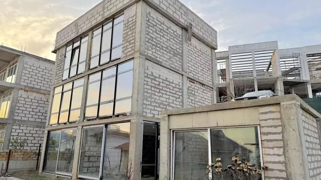 Дом в Крым, Ялта муниципальный округ, Отрадное пгт ул. Лазурная, 21 ... - Фото 1