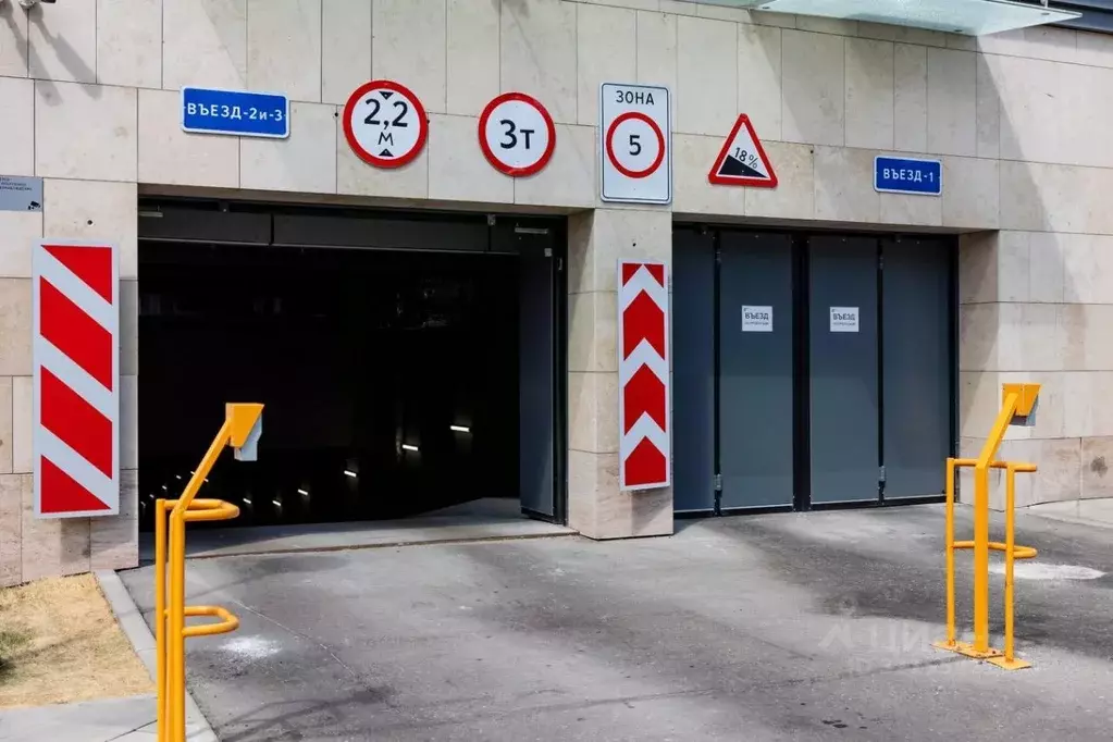 Гараж в Москва ул. Василисы Кожиной, 13 (17 м) - Фото 1