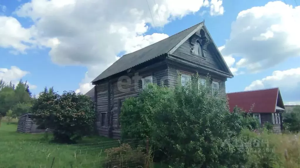 Дом в Ленинградская область, Киришский район, Пчевское с/пос, д. ... - Фото 1