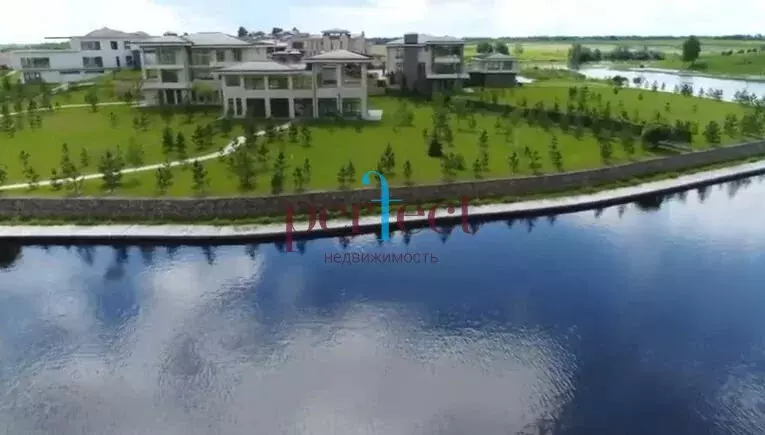 Участок в Тверская область, Конаковский муниципальный округ, деревня ... - Фото 1