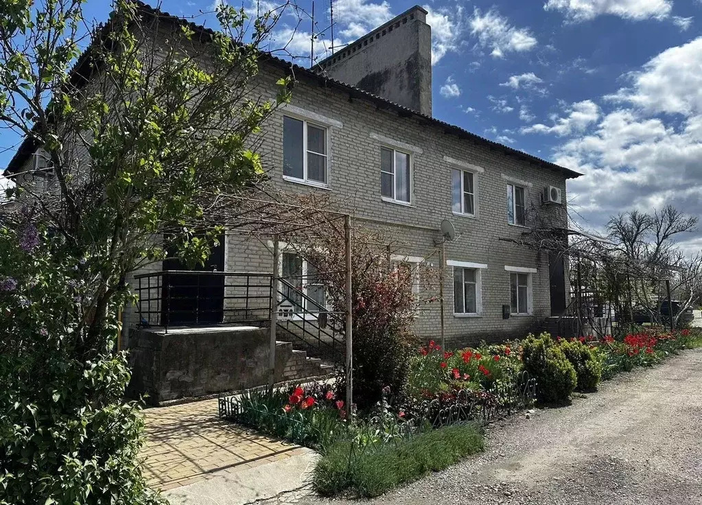 3-к кв. Краснодарский край, Крымск Привокзальная ул., 8А (72.0 м) - Фото 1