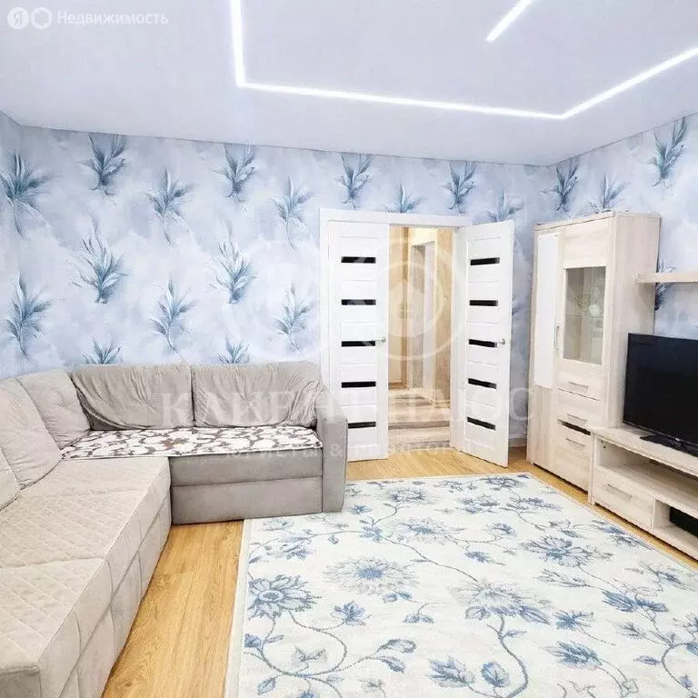 3-комнатная квартира: село Озёрское, Центральная улица, 21 (66.7 м) - Фото 2