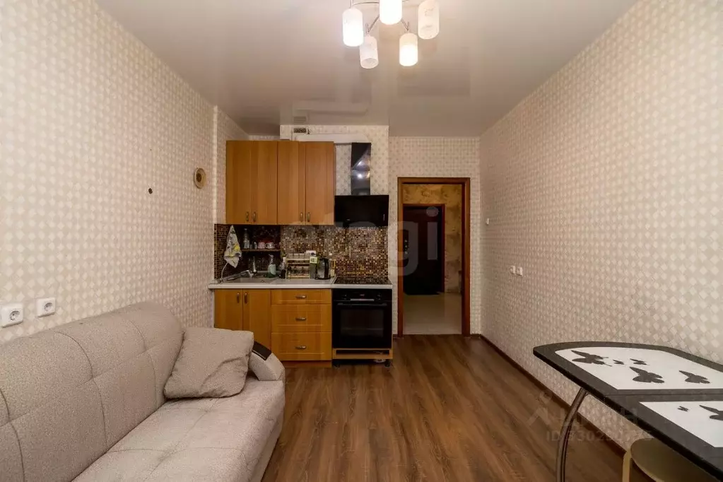 1-к кв. Тюменская область, Тюмень ул. Мельникайте, 2к6 (39.8 м) - Фото 1
