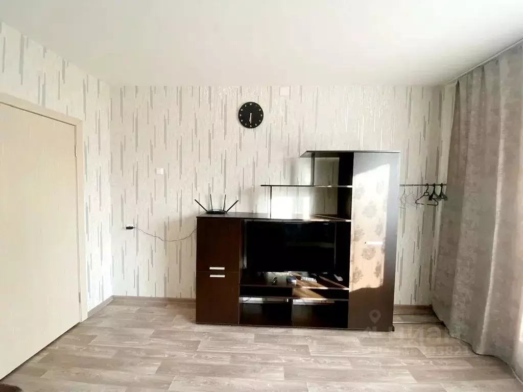 1-к кв. Кемеровская область, Новокузнецк ул. Березовая Роща, 40 (35.0 ... - Фото 1