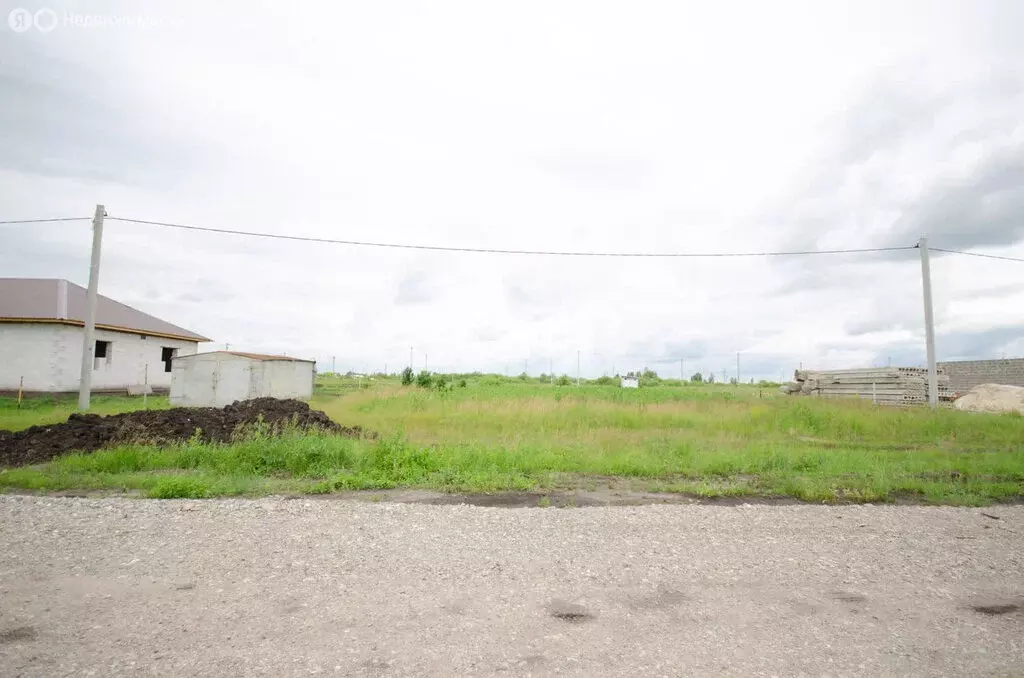 Участок в Ялуторовск, улица Виктора Мамонтова (9 м) - Фото 1