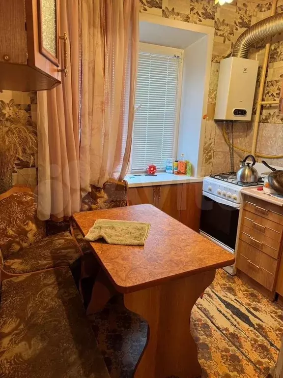 3-к. квартира, 48 м, 1/5 эт. - Фото 0