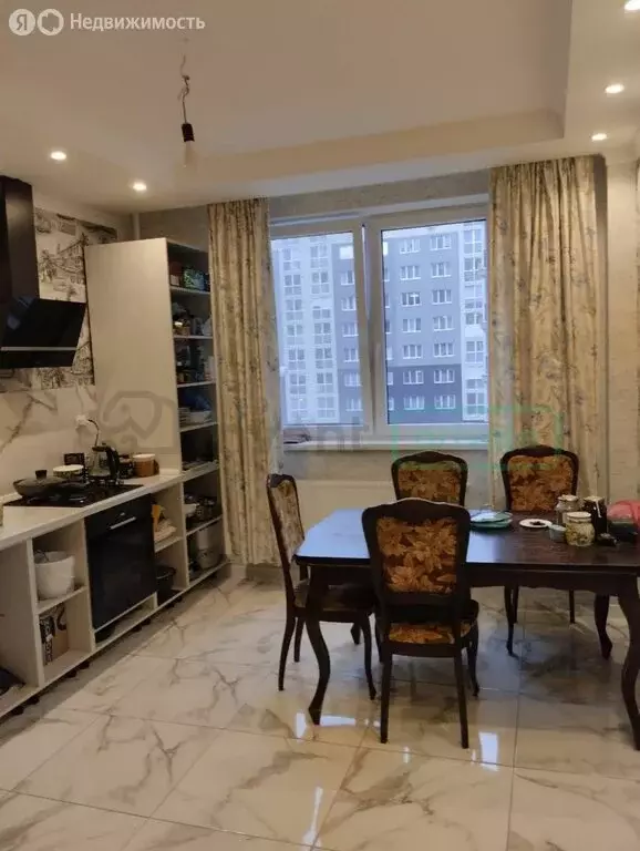 3-комнатная квартира: Калининград, улица Согласия, 50 (92 м) - Фото 0